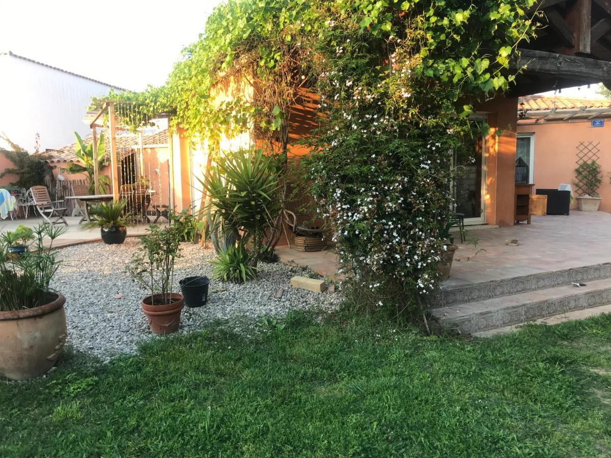 Villa Des Oliviers 巴亚盖斯 外观 照片